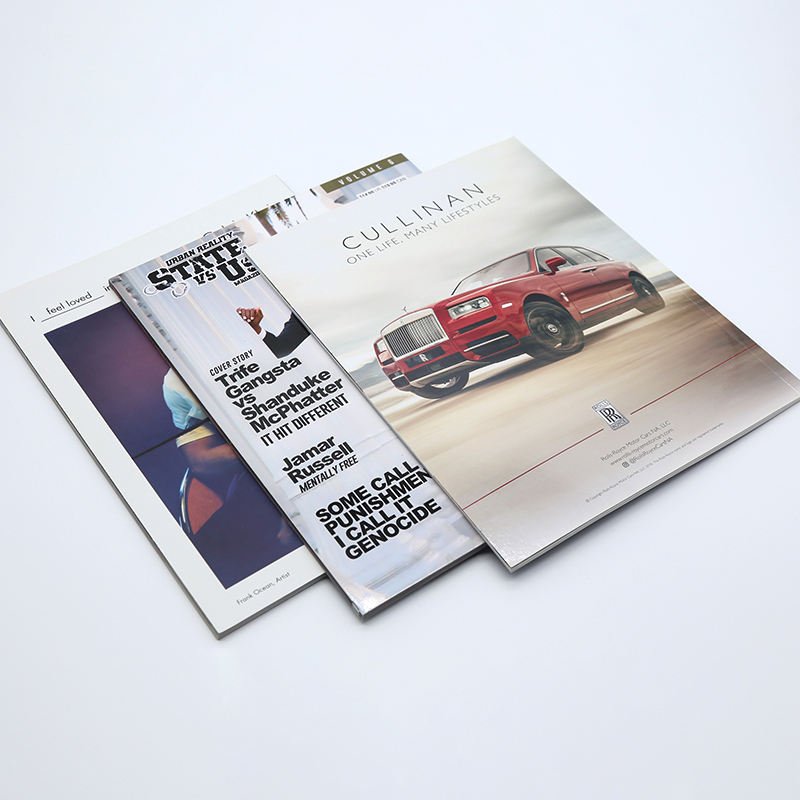 Custom Soft Cover Fashion Magazine Printing Service